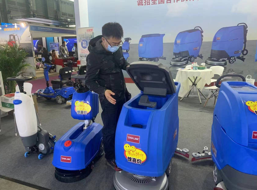 红桥坦洁洗地机公司致力于电动洗地机的生产、销售和服务百家