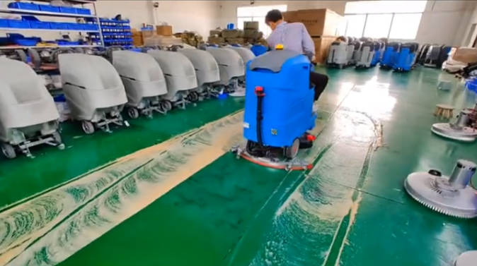 红桥2023年还在用人工的物业保洁不妨试试洗地机吧